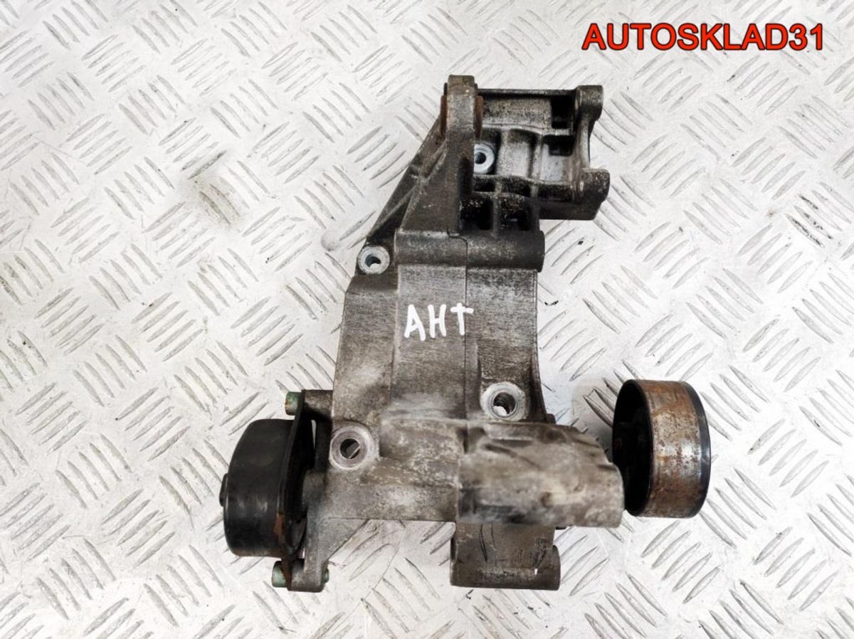 Кронштейн генератора VW Lupo 1.0 AHT 047903139A - АвтоСклад31.рф - авторазборка контрактные б/у запчасти в г. Белгород