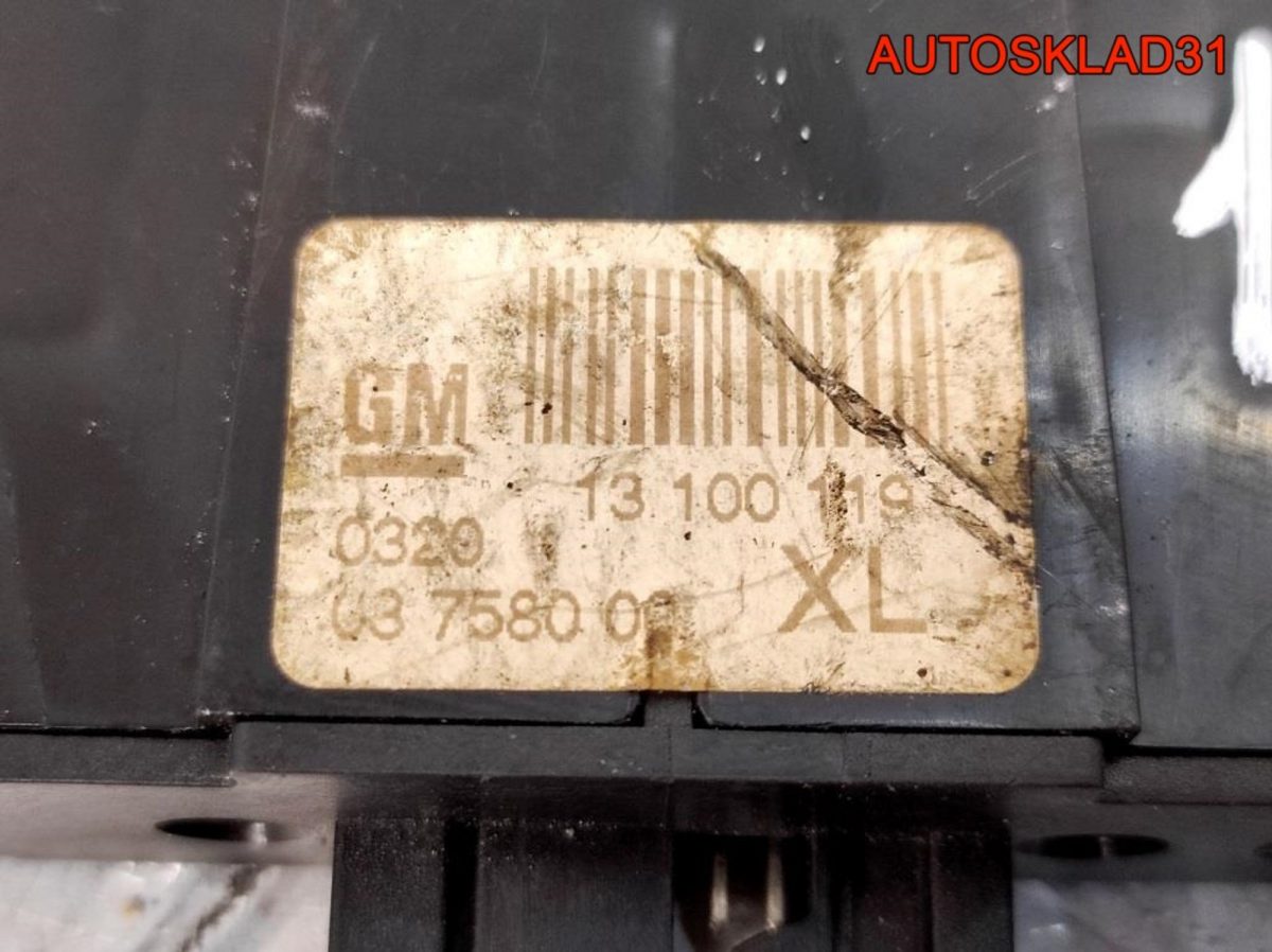 Блок кнопок Opel Astra H 13100119 - АвтоСклад31.рф - авторазборка контрактные б/у запчасти в г. Белгород