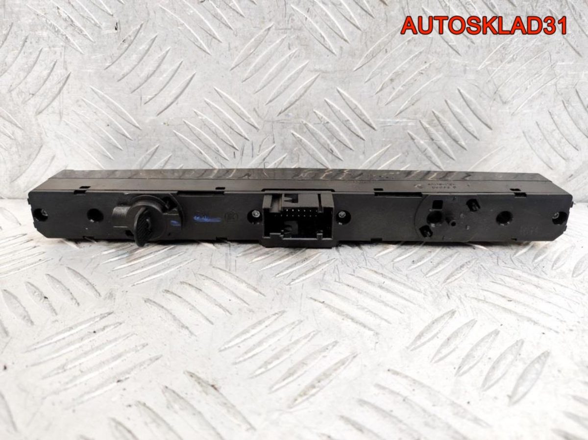 Блок кнопок Opel Astra H 13100119 - АвтоСклад31.рф - авторазборка контрактные б/у запчасти в г. Белгород