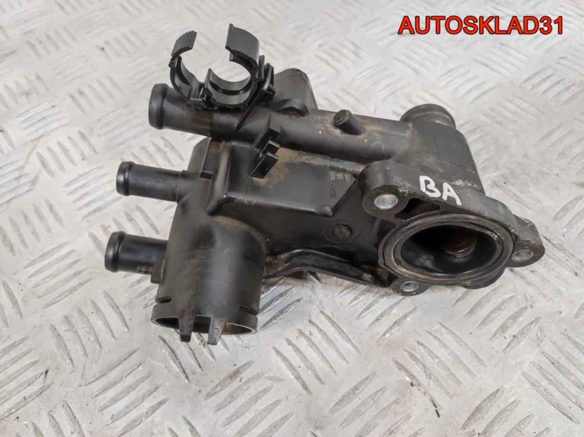 Корпус термостата Skoda Octavia A4 Корпус термостата Skoda Octavia A4 032121111BA - АвтоСклад31.рф - авторазборка контрактные б/у запчасти в г. Белгород