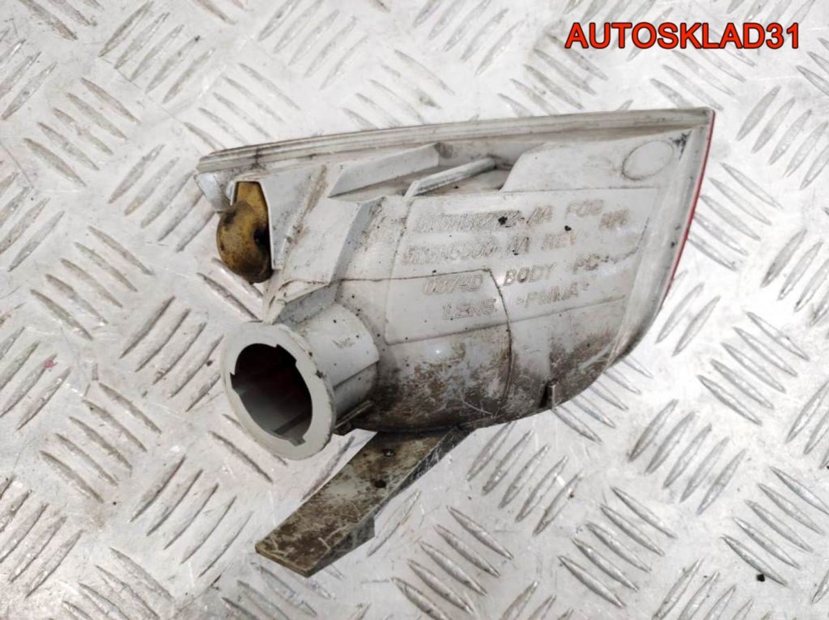 Фонарь задний в бампер правый Ford Focus 2 5M5115K272AA - АвтоСклад31.рф - авторазборка контрактные б/у запчасти в г. Белгород
