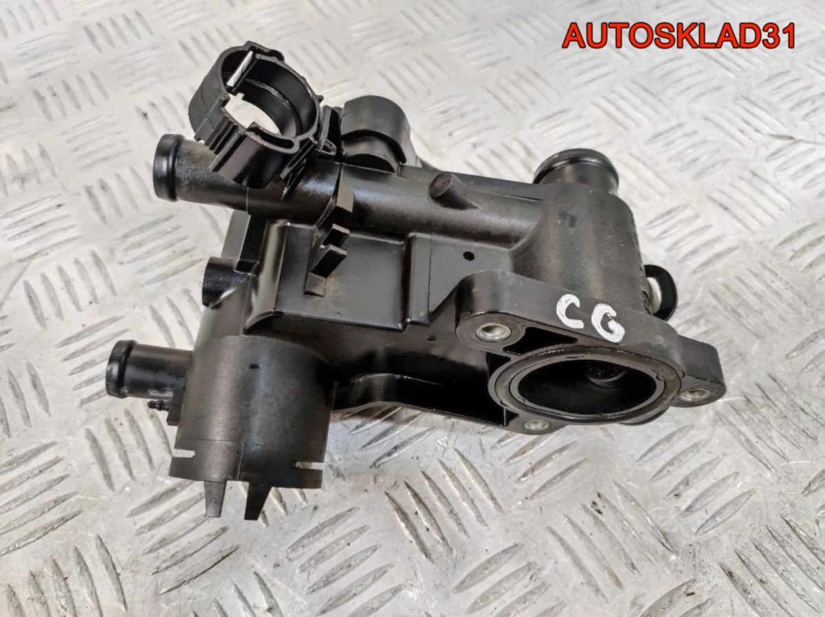 Корпус термостата Skoda Fabia 1,4 BUD 032121111CG - АвтоСклад31.рф - авторазборка контрактные б/у запчасти в г. Белгород