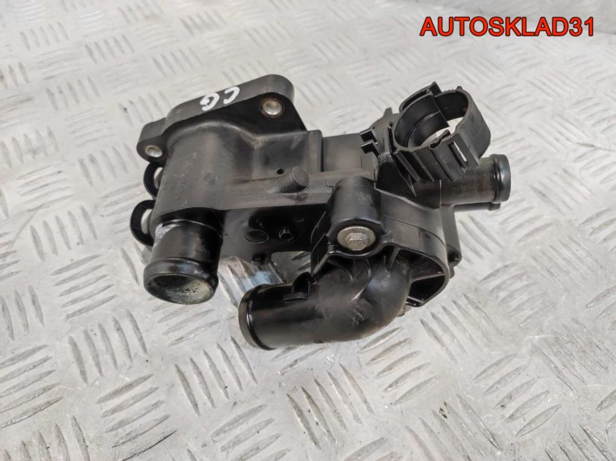 Корпус термостата Skoda Fabia 1,4 BUD 032121111CG - АвтоСклад31.рф - авторазборка контрактные б/у запчасти в г. Белгород