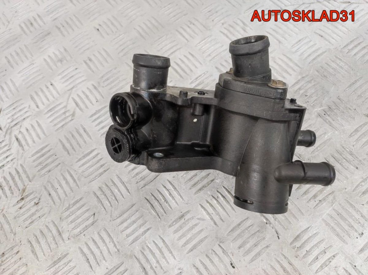 Корпус термостата Skoda Octavia A4 Корпус термостата Skoda Octavia A4 032121111BA - АвтоСклад31.рф - авторазборка контрактные б/у запчасти в г. Белгород