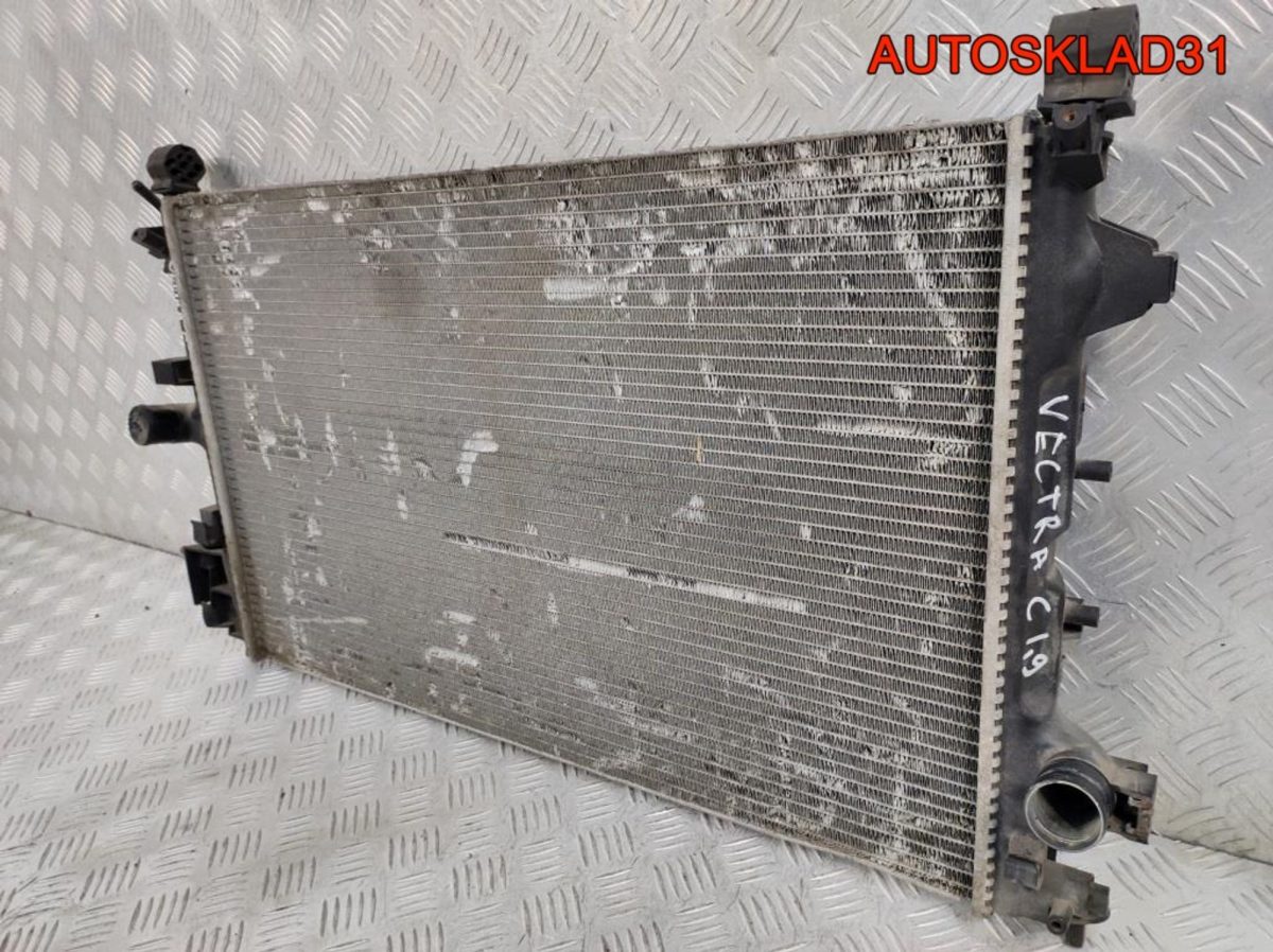 Радиатор основной Opel Vectra C 1,9 Дизель 13196477 - АвтоСклад31.рф - авторазборка контрактные б/у запчасти в г. Белгород