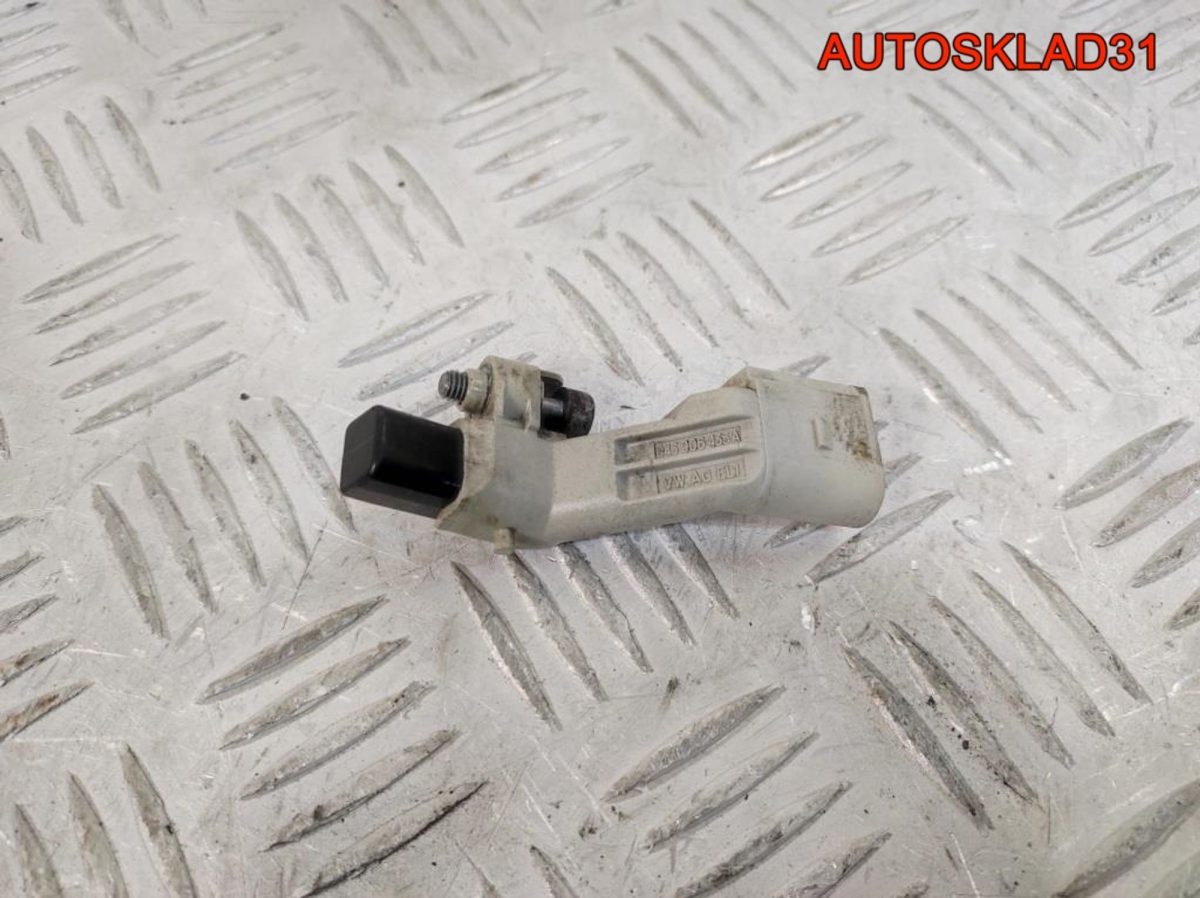 Датчик положения коленвала VW Golf 5 045906433A - АвтоСклад31.рф - авторазборка контрактные б/у запчасти в г. Белгород