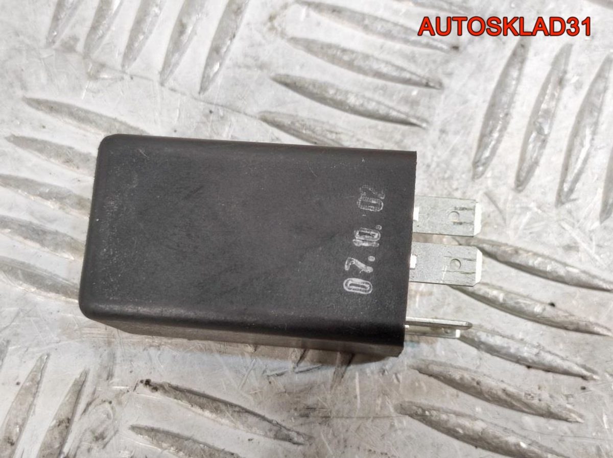 Реле бензонасоса 369 Audi 100 C4 4A0951253 - АвтоСклад31.рф - авторазборка контрактные б/у запчасти в г. Белгород
