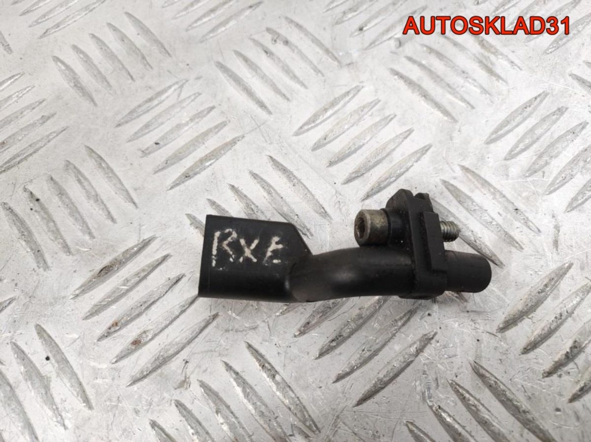 Датчик положения коленвала VW Golf 5 036906433B - АвтоСклад31.рф - авторазборка контрактные б/у запчасти в г. Белгород