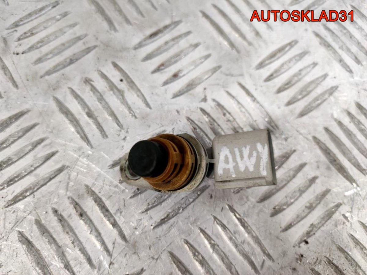 Датчик положения распредвала VW Polo 4 1,2 AWY Бензин 03D907601 - АвтоСклад31.рф - авторазборка контрактные б/у запчасти в г. Белгород