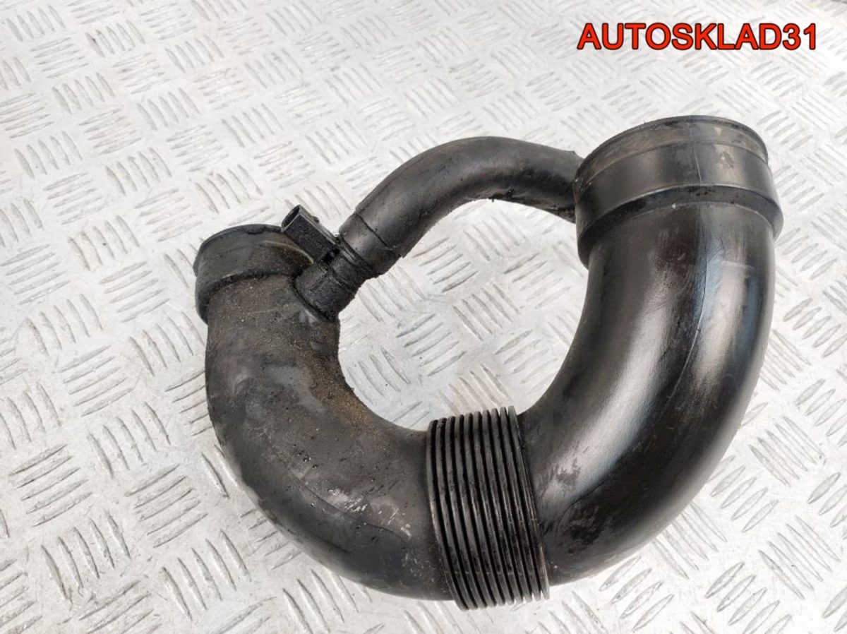 Патрубок воздушного фильтра Mercedes Benz W220 3,2 613 A6130940008 - АвтоСклад31.рф - авторазборка контрактные б/у запчасти в г. Белгород