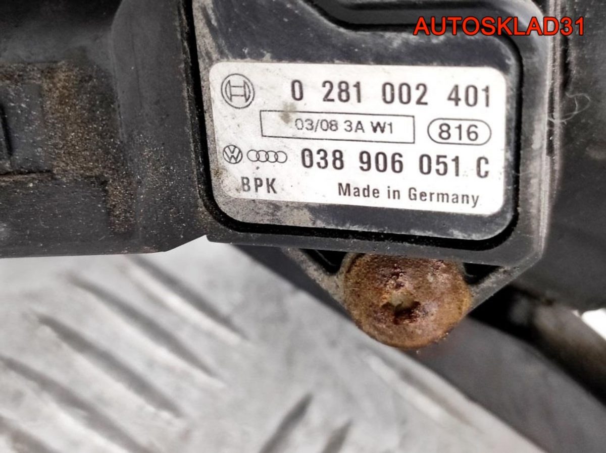 Патрубок интеркулера VW Passat B6 2.0 3C0145762AD Дизель - АвтоСклад31.рф - авторазборка контрактные б/у запчасти в г. Белгород