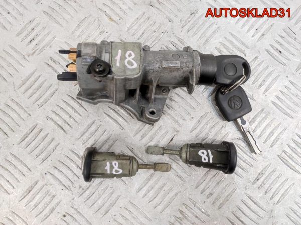 Ручка двери внешняя передняя правая Audi A6 C6 4F0837208B - АвтоСклад31.рф - авторазборка контрактные б/у запчасти в г. Белгород