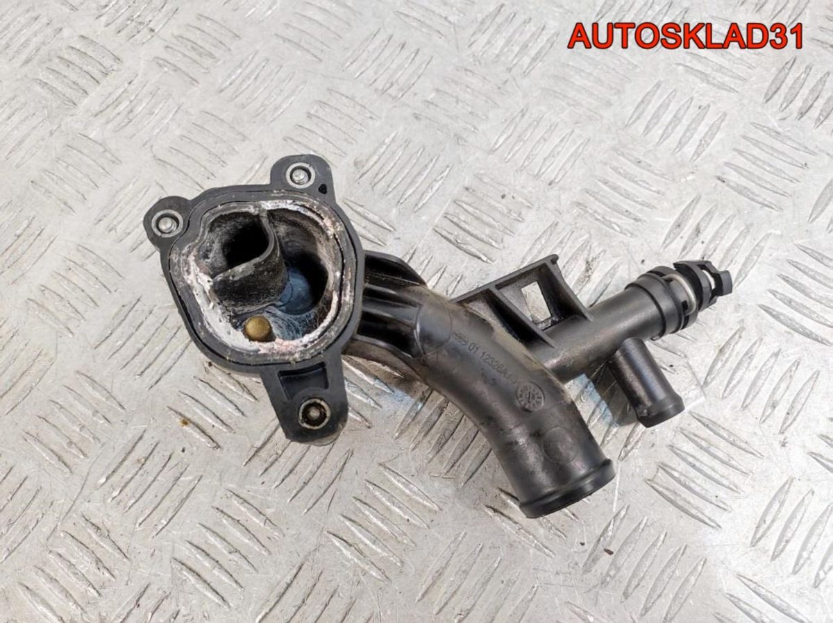 Фланец системы охлаждения Opel Astra J 1,4 A14NET 0112326A - АвтоСклад31.рф - авторазборка контрактные б/у запчасти в г. Белгород
