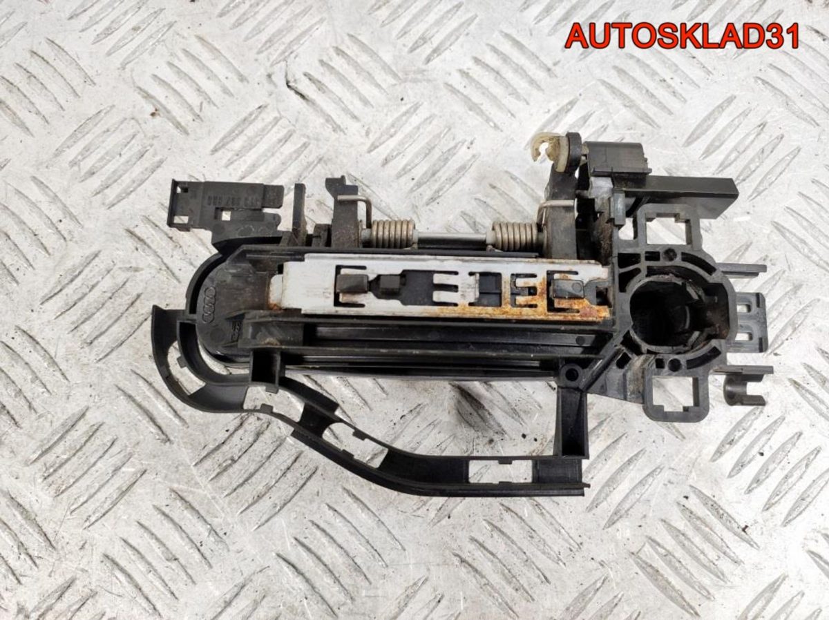 Ручка двери внешняя передняя правая Audi A6 C6 4F0837208B - АвтоСклад31.рф - авторазборка контрактные б/у запчасти в г. Белгород