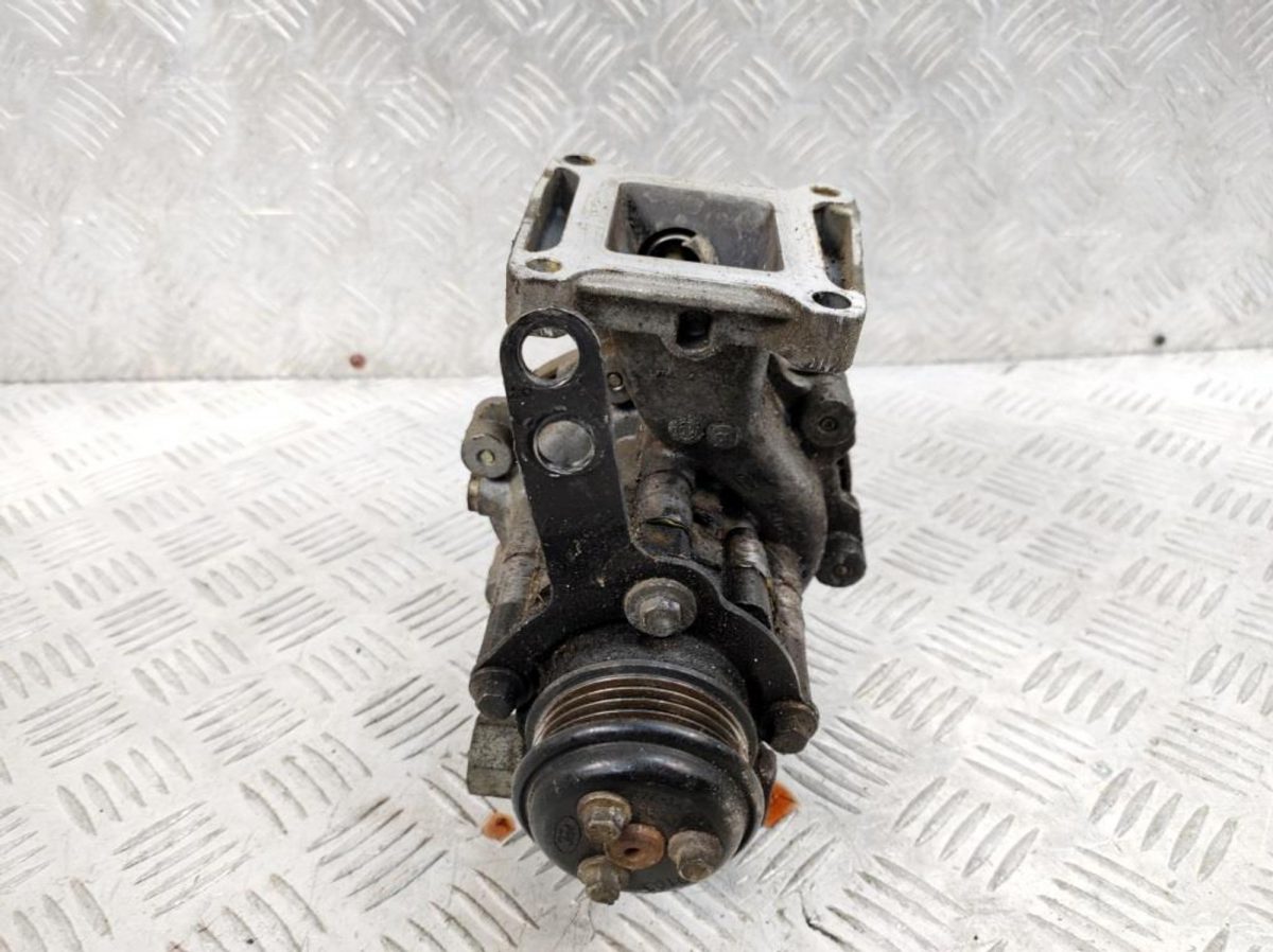 Насос ГУР Ford Mondeo 3 2,0 Дизель XS713A674BE - АвтоСклад31.рф - авторазборка контрактные б/у запчасти в г. Белгород