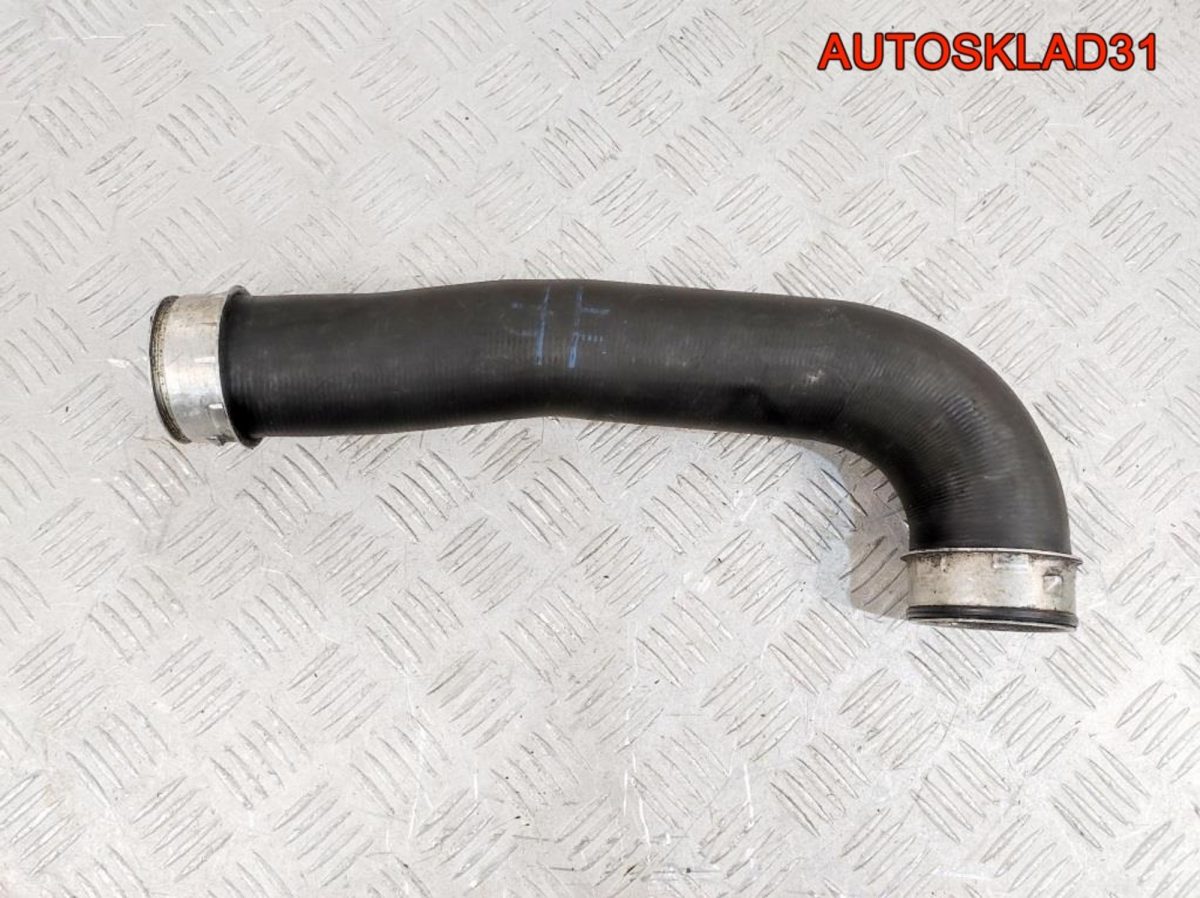 Патрубок интеркулера VW Passat B6 1,9 Дизель 1K0145838N - АвтоСклад31.рф - авторазборка контрактные б/у запчасти в г. Белгород
