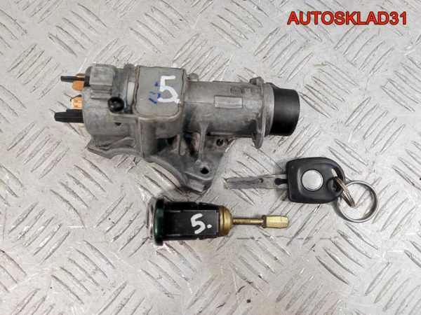 Корпус воздушного фильтра Mazda 3 BK LF5013320B - АвтоСклад31.рф - авторазборка контрактные б/у запчасти в г. Белгород