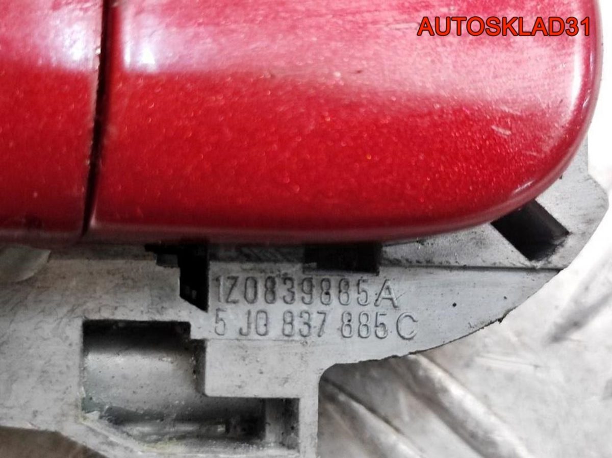 Ручка двери передняя правая Skoda Fabia 5J0837885C - АвтоСклад31.рф - авторазборка контрактные б/у запчасти в г. Белгород
