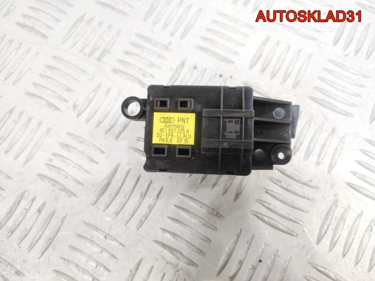 Кнопка стояночного тормоза Audi A8 D3 4E1927225A - АвтоСклад31.рф - авторазборка контрактные б/у запчасти в г. Белгород
