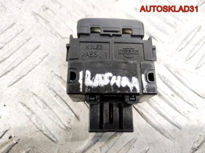 Кнопка ESP Nissan Qashqai J10 25145JD00A - АвтоСклад31.рф - авторазборка контрактные б/у запчасти в г. Белгород