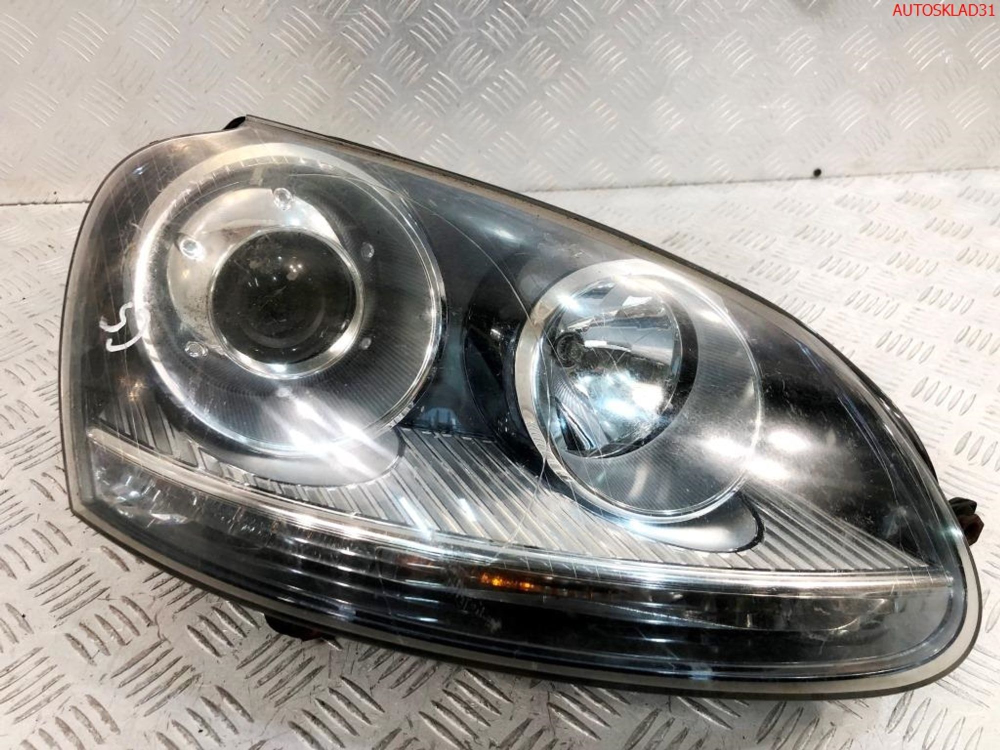 Фара правая Depo
Volkswagen Golf 5 44111A5RLEHM3 - АвтоСклад31.рф - авторазборка контрактные б/у запчасти в г. Белгород Фара правая Depo
Volkswagen Golf 5 44111A5RLEHM3 - АвтоСклад31.рф - авторазборка контрактные б/у запчасти в г. Белгород