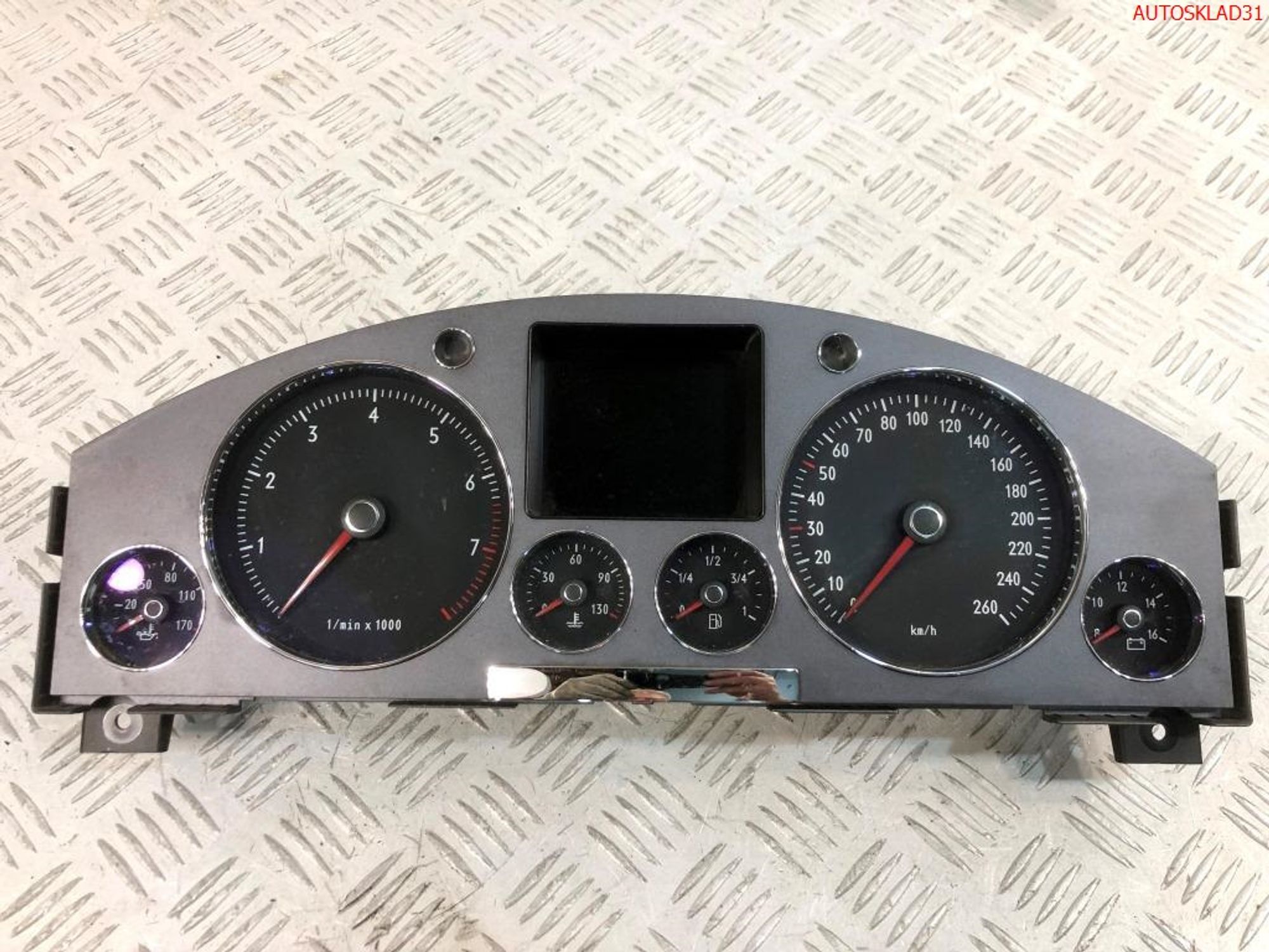 Панель приборов VW Phaeton 3,2 Бензин 3D0920880J - АвтоСклад31.рф - авторазборка контрактные б/у запчасти в г. Белгород Панель приборов VW Phaeton 3,2 Бензин 3D0920880J - АвтоСклад31.рф - авторазборка контрактные б/у запчасти в г. Белгород