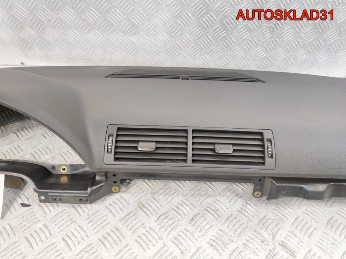 Торпедо Голое Audi A4 B6 8E1857067A - АвтоСклад31.рф - авторазборка контрактные б/у запчасти в г. Белгород