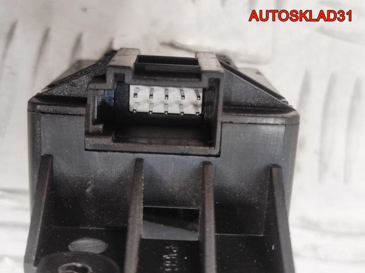 Кнопка стояночного тормоза Audi A8 D3 4E1927225A - АвтоСклад31.рф - авторазборка контрактные б/у запчасти в г. Белгород