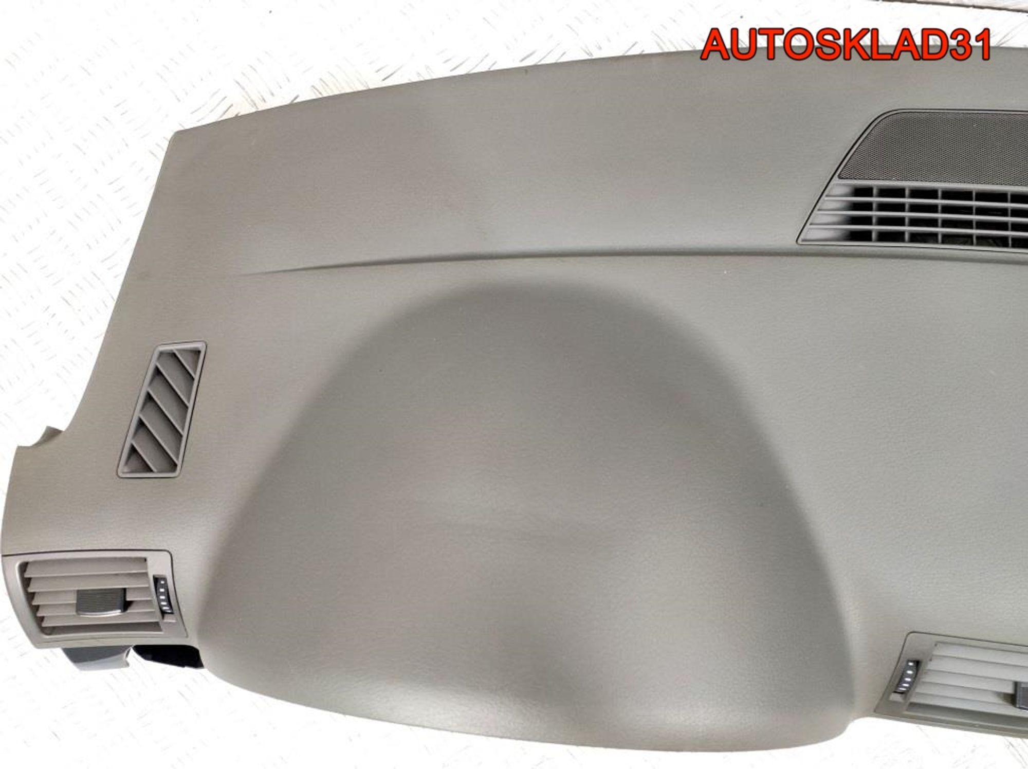 Торпедо с подушкой Голое Audi A4 B6 8E1857067A - АвтоСклад31.рф - авторазборка контрактные б/у запчасти в г. Белгород Торпедо с подушкой Голое Audi A4 B6 8E1857067A - АвтоСклад31.рф - авторазборка контрактные б/у запчасти в г. Белгород
