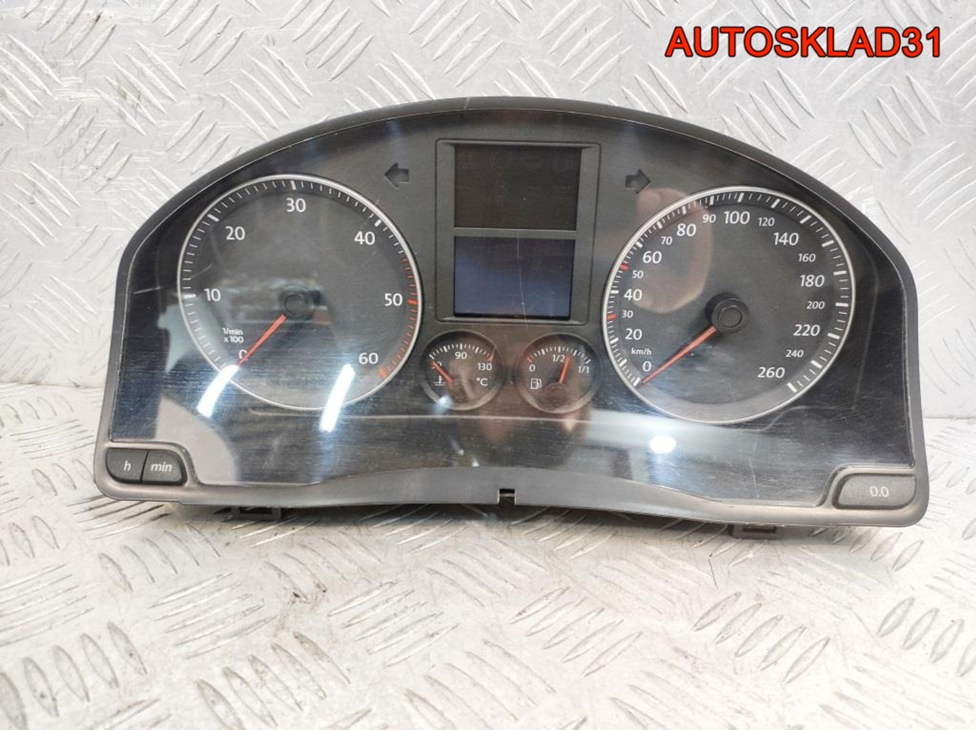 Панель приборов VW Golf 5 1K0920861B 1,9 Дизель - АвтоСклад31.рф - авторазборка контрактные б/у запчасти в г. Белгород Панель приборов VW Golf 5 1K0920861B 1,9 Дизель - АвтоСклад31.рф - авторазборка контрактные б/у запчасти в г. Белгород