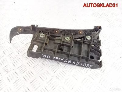 Направляющая переднего бампера правая Ауди А4 Б5 - АвтоСклад31.рф - авторазборка контрактные б/у запчасти в г. Белгород