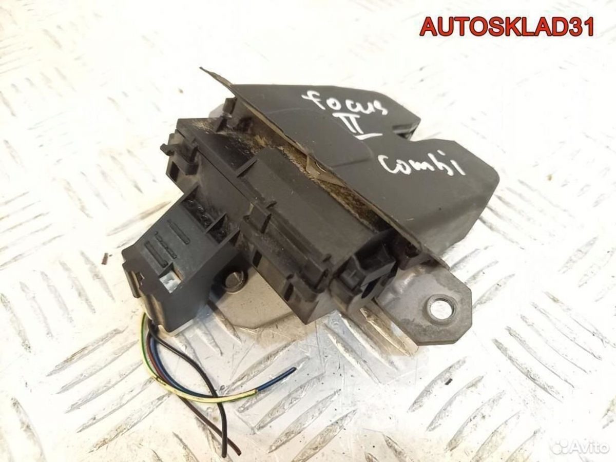 Замок багажника Ford Focus 2 8M51R442A66AB Комби - АвтоСклад31.рф - авторазборка контрактные б/у запчасти в г. Белгород