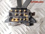 Переключатель стеклоочистителя Ford Sierra 87BG11K665CA - АвтоСклад31.рф - авторазборка контрактные б/у запчасти в г. Белгород