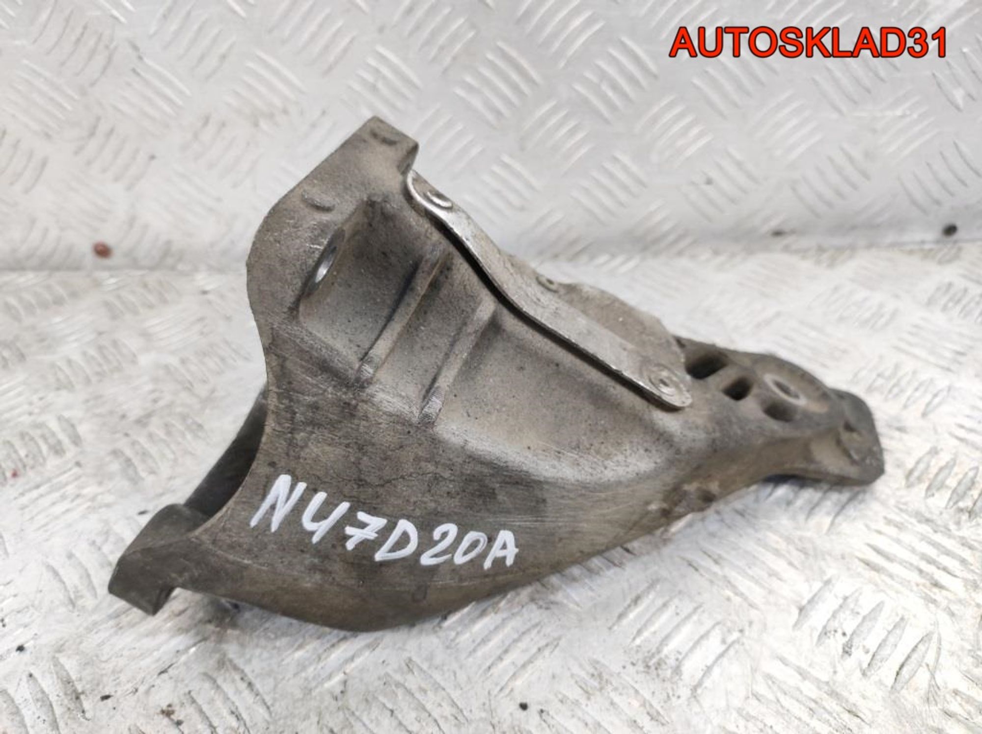 Кронштейн двигателя правый BMW E90 2.0 N47D20A 22116777056 - АвтоСклад31.рф - авторазборка контрактные б/у запчасти в г. Белгород Кронштейн двигателя правый BMW E90 2.0 N47D20A 22116777056 - АвтоСклад31.рф - авторазборка контрактные б/у запчасти в г. Белгород