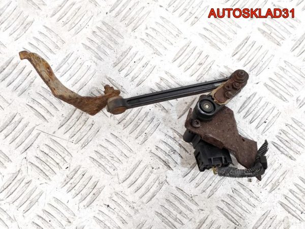 Компрессор кондиционера Mazda 6 GG 2,0 Бензин H12A1AF4DW - АвтоСклад31.рф - авторазборка контрактные б/у запчасти в г. Белгород