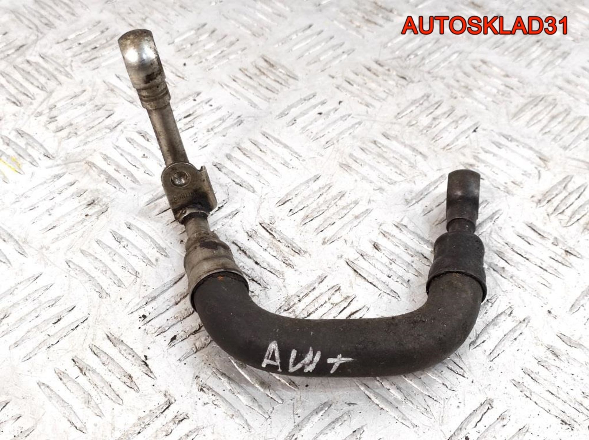 Трубка турбины VW Passat B5 1,8 AWT 06B121497B - АвтоСклад31.рф - авторазборка контрактные б/у запчасти в г. Белгород Трубка турбины VW Passat B5 1,8 AWT 06B121497B - АвтоСклад31.рф - авторазборка контрактные б/у запчасти в г. Белгород