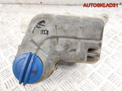 Бачок расширительный Audi A4 B7 8E0121405 - АвтоСклад31.рф - авторазборка контрактные б/у запчасти в г. Белгород