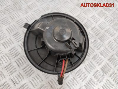 Моторчик отопителя Volkswagen Golf 5 1K1819015 - АвтоСклад31.рф - авторазборка контрактные б/у запчасти в г. Белгород