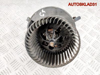 Моторчик отопителя Volkswagen Golf 5 1K1819015 - АвтоСклад31.рф - авторазборка контрактные б/у запчасти в г. Белгород