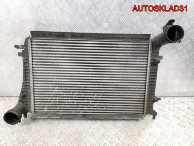 Интеркулер VW Passat B6 2,0 Дизель 3C0145803E - АвтоСклад31.рф - авторазборка контрактные б/у запчасти в г. Белгород
