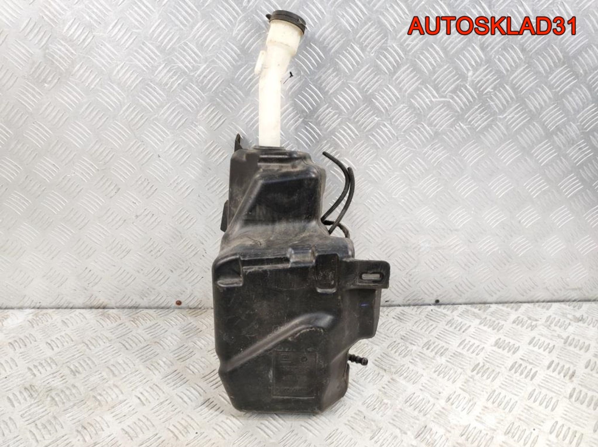 Бачок омывателя Opel Astra J 13260590 - АвтоСклад31.рф - авторазборка контрактные б/у запчасти в г. Белгород Бачок омывателя Opel Astra J 13260590 - АвтоСклад31.рф - авторазборка контрактные б/у запчасти в г. Белгород