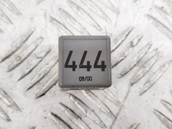 Реле стеклоподъемников №218 VW Passat B5 895951254 - АвтоСклад31.рф - авторазборка контрактные б/у запчасти в г. Белгород