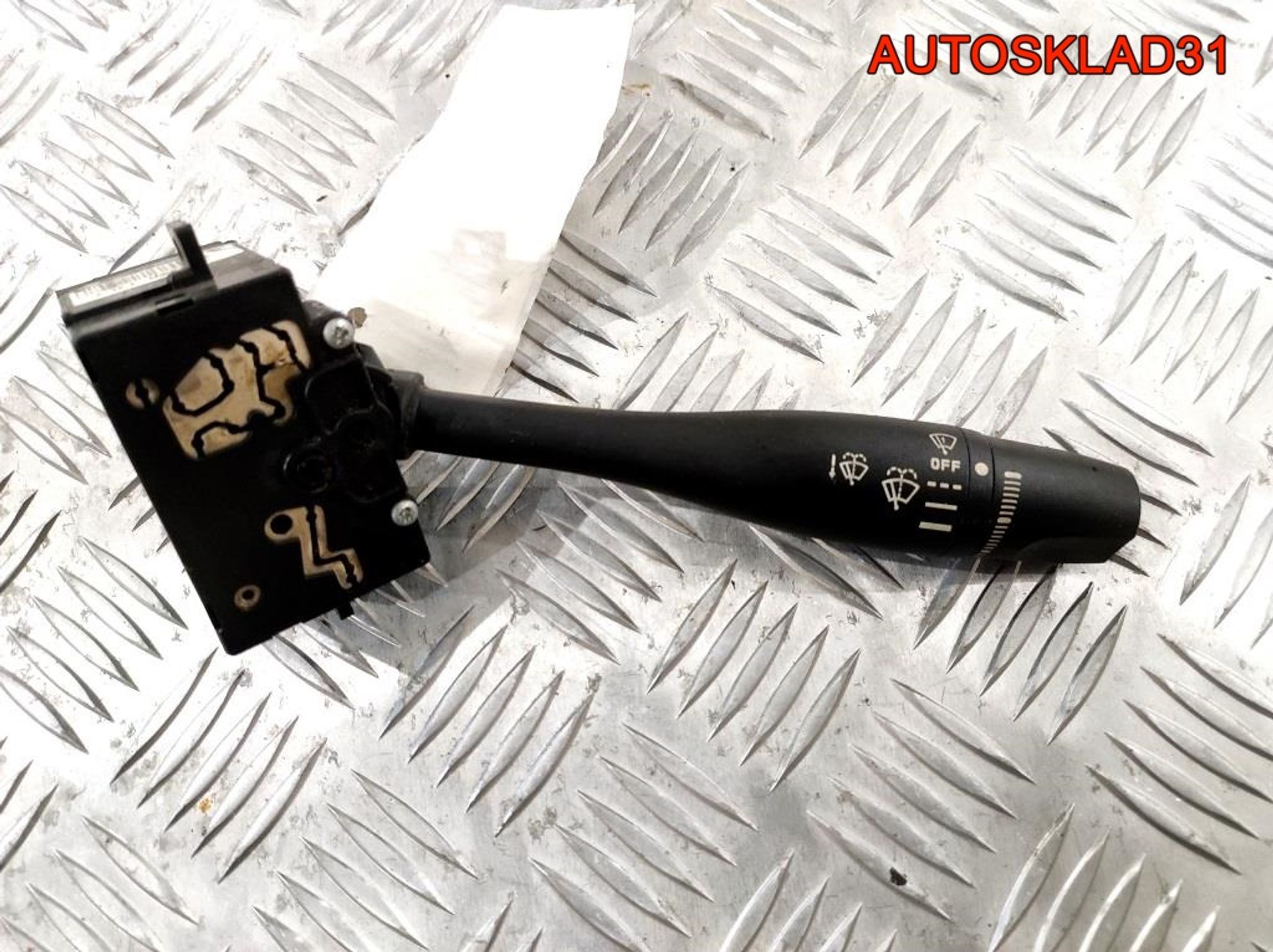 Переключатель стеклоочистителей Nissan Primera P11 - АвтоСклад31.рф - авторазборка контрактные б/у запчасти в г. Белгород Переключатель стеклоочистителей Nissan Primera P11 - АвтоСклад31.рф - авторазборка контрактные б/у запчасти в г. Белгород