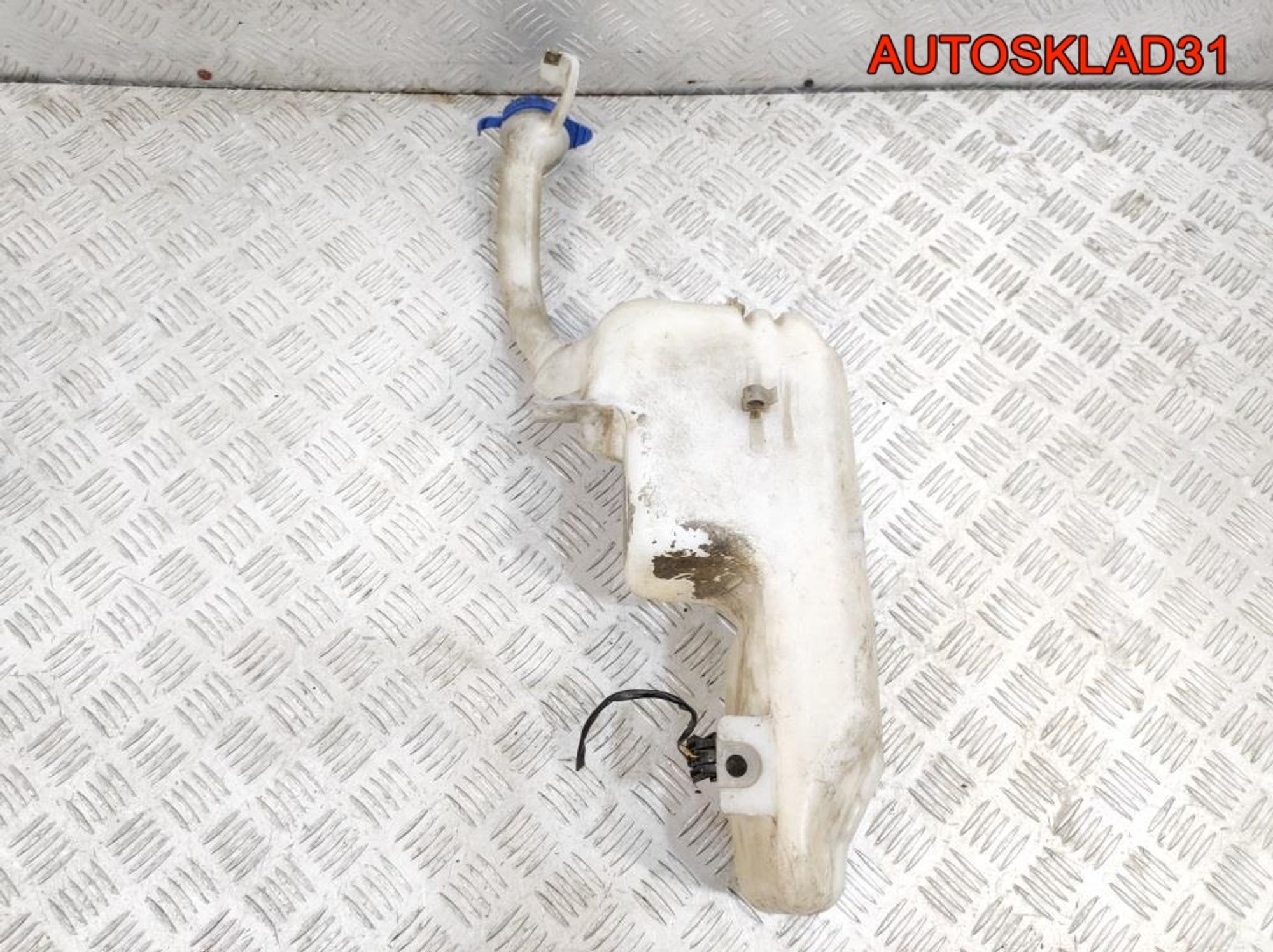 Бачок омывателя Volkswagen Sharan 7M0955453M - АвтоСклад31.рф - авторазборка контрактные б/у запчасти в г. Белгород Бачок омывателя Volkswagen Sharan 7M0955453M - АвтоСклад31.рф - авторазборка контрактные б/у запчасти в г. Белгород