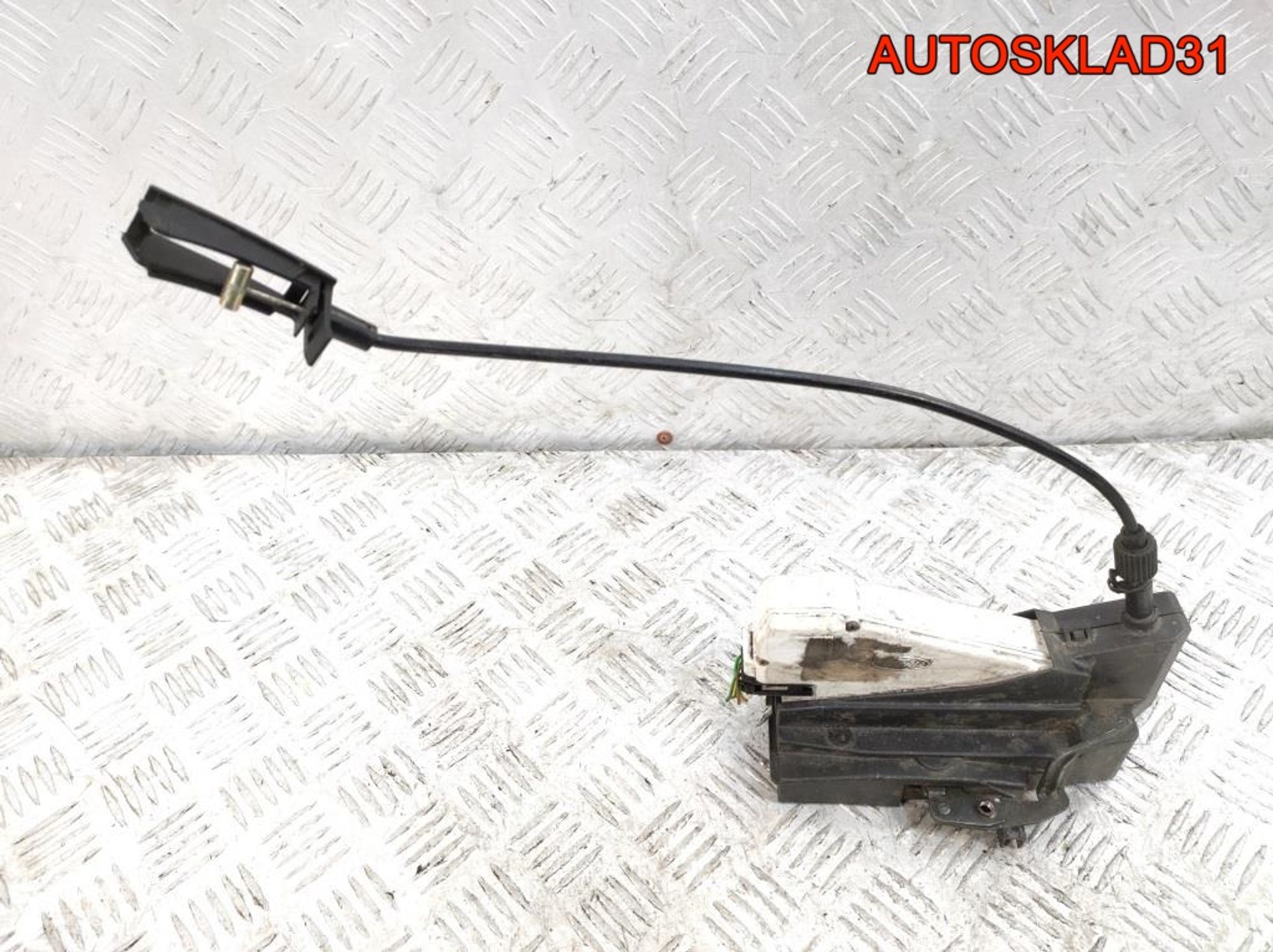 Замок двери передней левой Ford Galaxy 1 93BG220A20DD - АвтоСклад31.рф - авторазборка контрактные б/у запчасти в г. Белгород Замок двери передней левой Ford Galaxy 1 93BG220A20DD - АвтоСклад31.рф - авторазборка контрактные б/у запчасти в г. Белгород