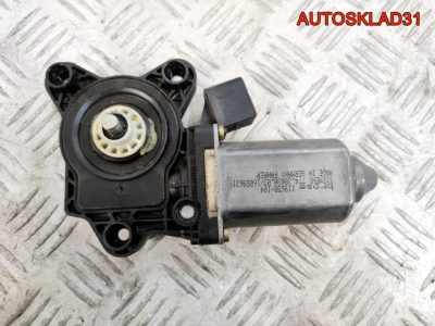 Моторчик стеклоподъемника п/п Mercedes W203 7743003003 - АвтоСклад31.рф - авторазборка контрактные б/у запчасти в г. Белгород