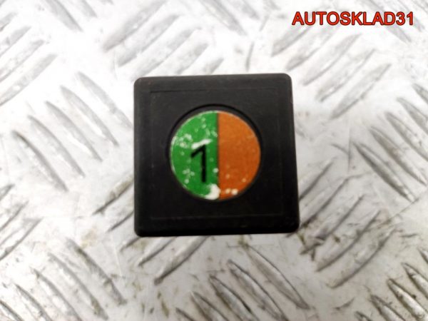 Бачок расширительный Audi A2 8Z0121407C - АвтоСклад31.рф - авторазборка контрактные б/у запчасти в г. Белгород