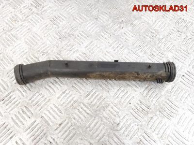 Трубка системы охлаждения VW Golf 4 1,4 Бензин 032121065D - АвтоСклад31.рф - авторазборка контрактные б/у запчасти в г. Белгород