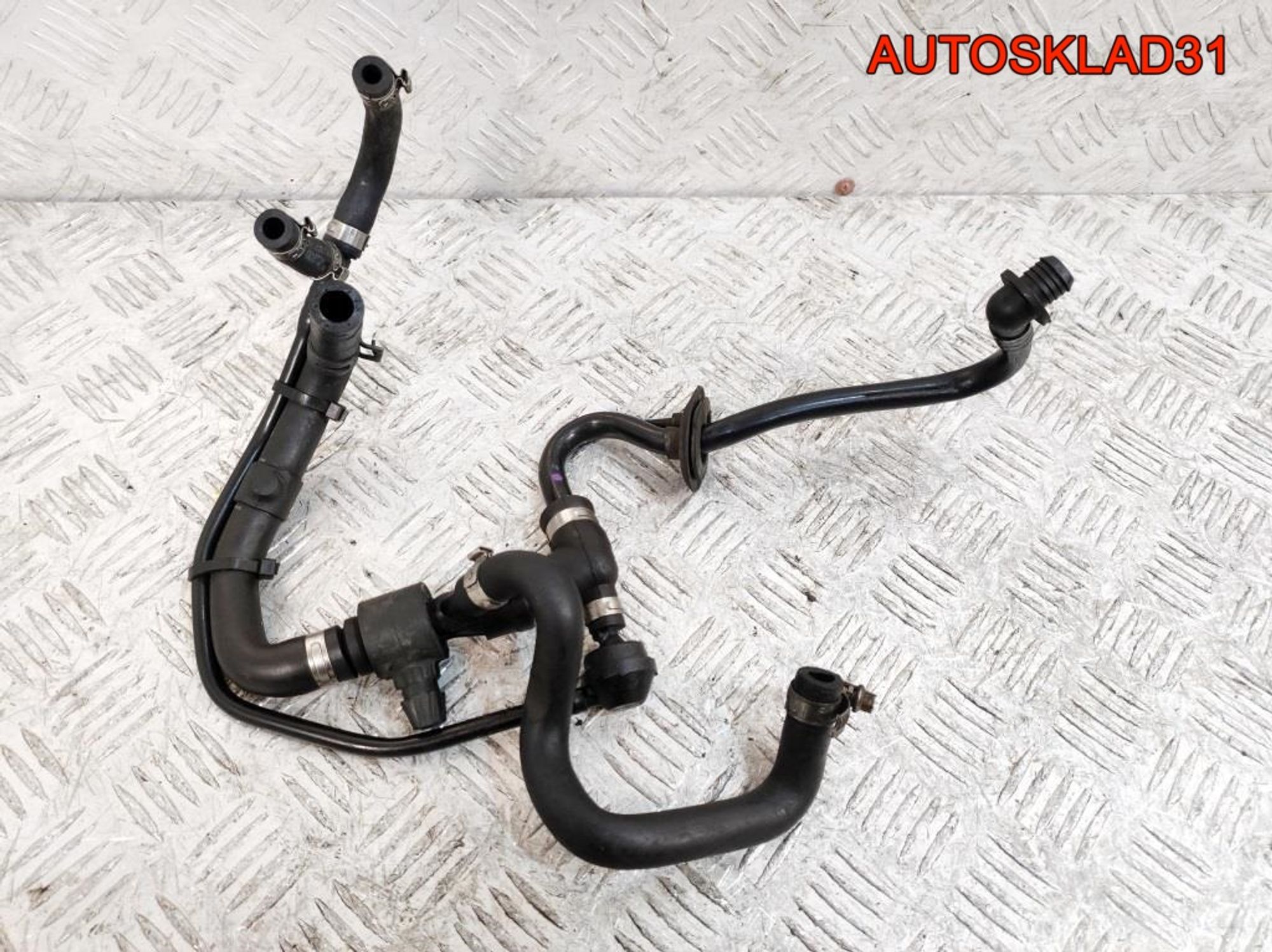 Патрубки Комплект VW Passat B5 1,8 Бензин 06B133783B - АвтоСклад31.рф - авторазборка контрактные б/у запчасти в г. Белгород Патрубки Комплект VW Passat B5 1,8 Бензин 06B133783B - АвтоСклад31.рф - авторазборка контрактные б/у запчасти в г. Белгород