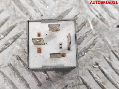 Реле 185 VW Passat B5 3B0911251 - АвтоСклад31.рф - авторазборка контрактные б/у запчасти в г. Белгород
